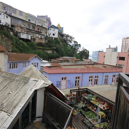 La Casa Del Puerto, Hostal Cultural, Cerro Alegre Valparaiso Exterior photo