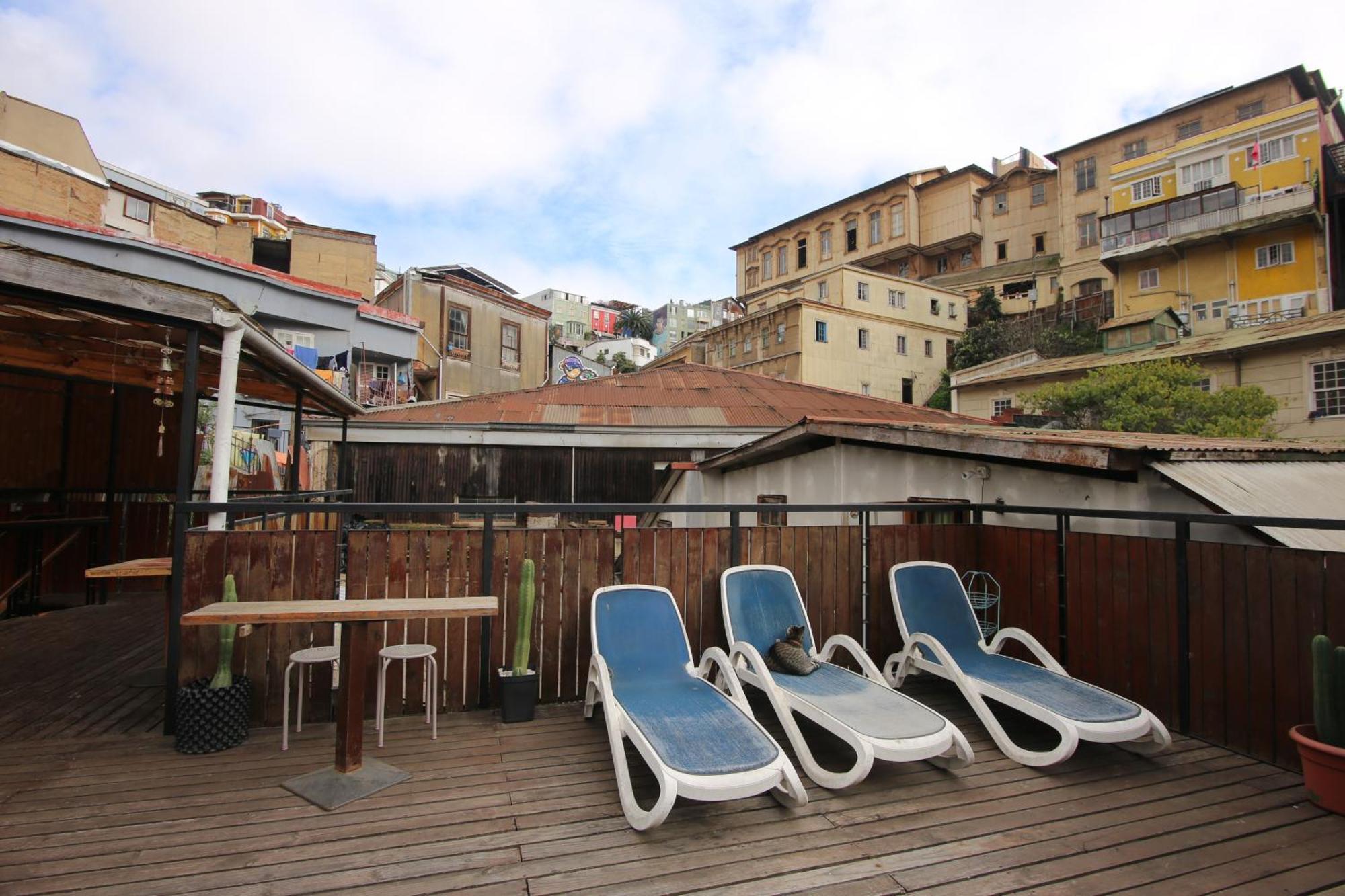 La Casa Del Puerto, Hostal Cultural, Cerro Alegre Valparaiso Exterior photo